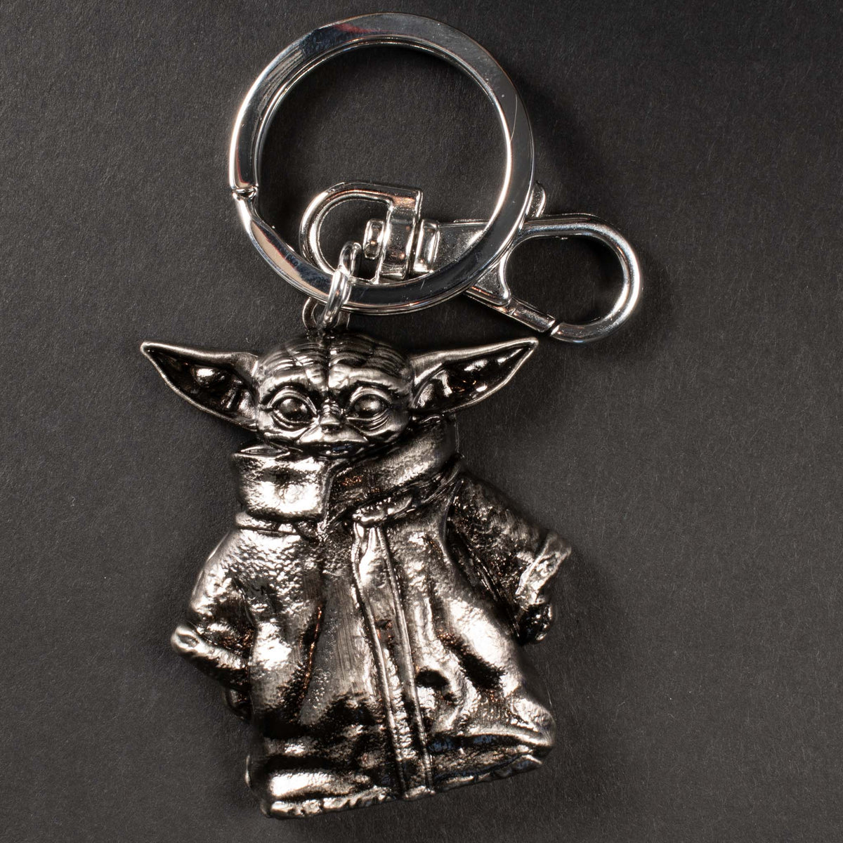 Star Wars: The Mandalorian Helmet Pewter Key Chain