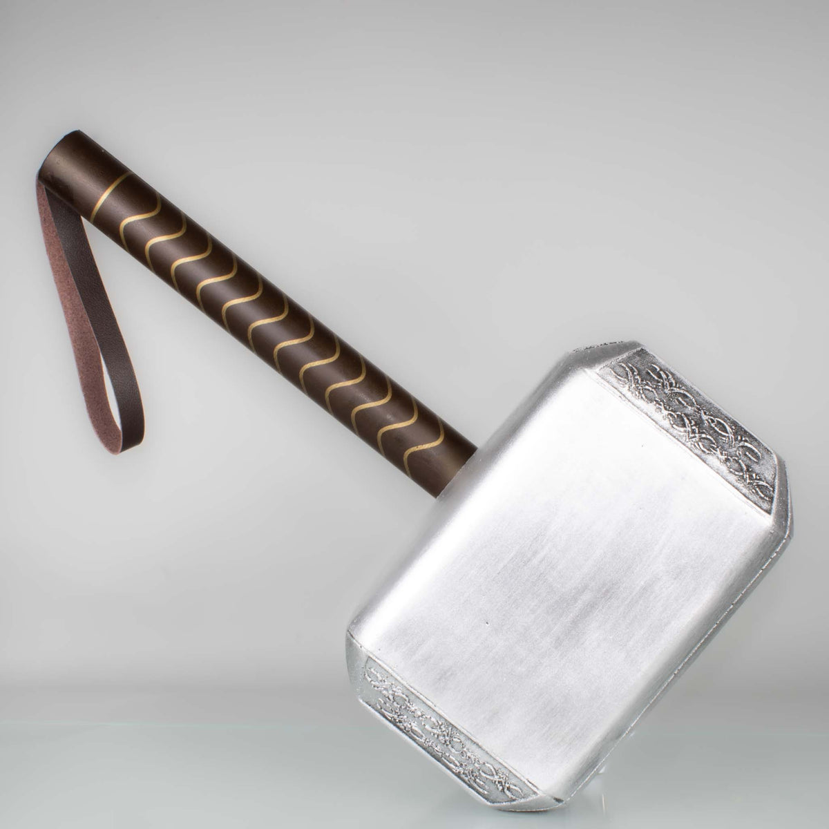 Thor Hammer Mjolnir Steel Prop Replica With Display Base – Collector's  Outpost