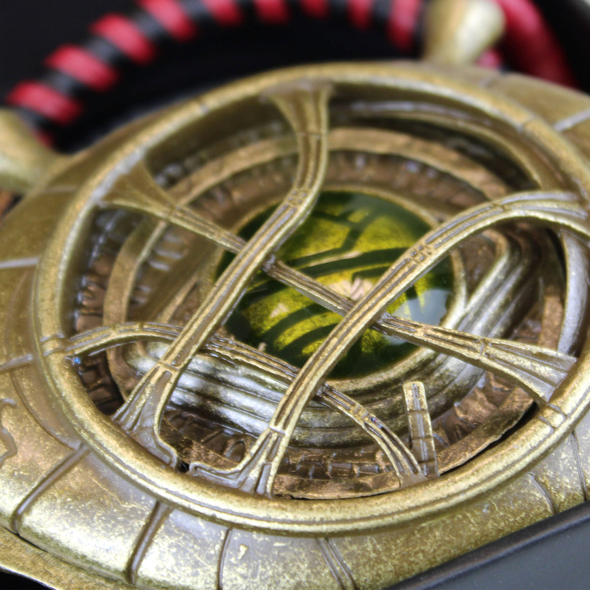 Dr Strange Eye of Agamotto Necklace,Highest level Metal outlet 1/1 Scale Movie