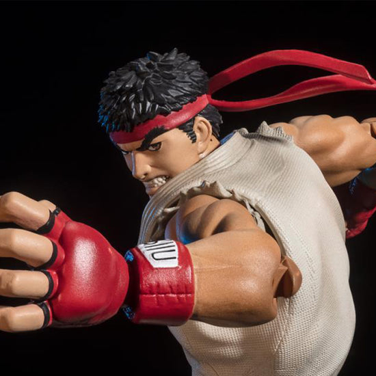 Ryu Street Fighter SH Figuarts Figure