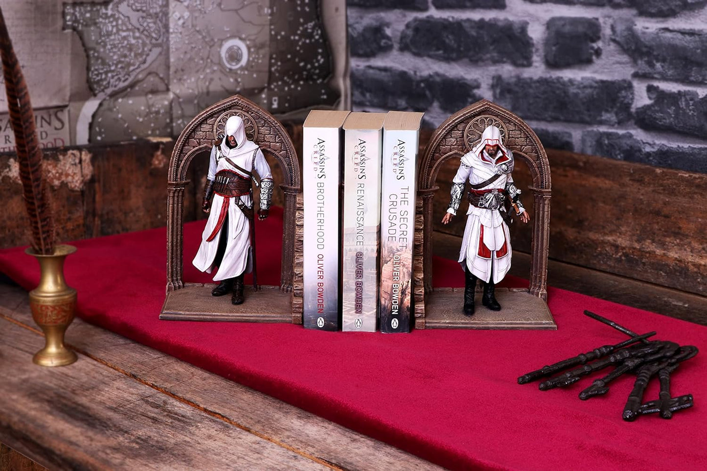 Assassin's Creed Altair and Ezio Sculpted Bookends