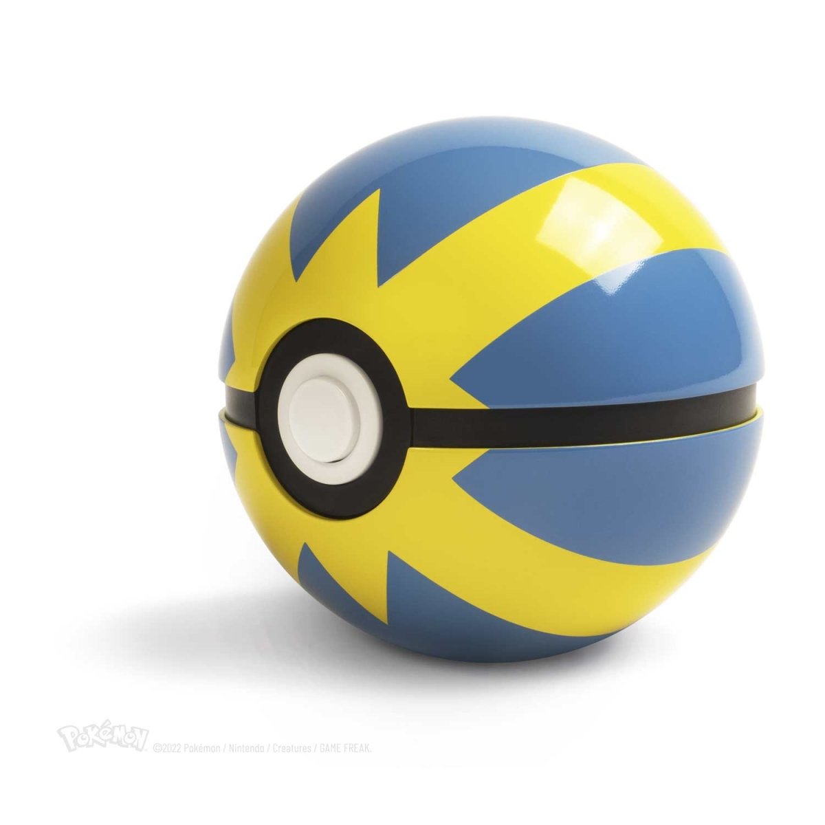 Quick Poké Ball Pokemon Light-Up Replica with Display Base