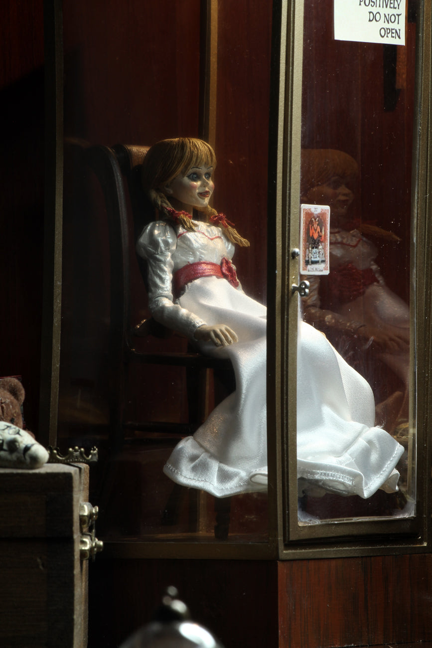 annabelle-the-conjuring-annabelle-comes-home-neca-ultimate-edition-action-figure