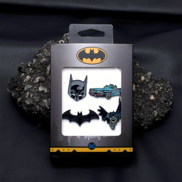 Batman DC Comics 4-piece Enamel Lapel Pin Set – Collector's Outpost