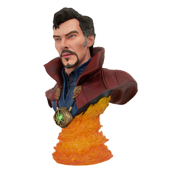 Load image into Gallery viewer, Doctor Strange (Avengers: Infinity War) Marvel Legends in 3 Dimensions 1/2 Scale Resin Bust
