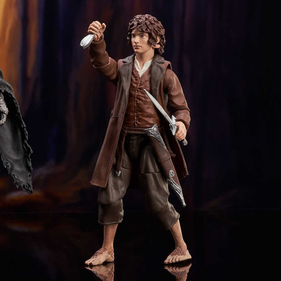 Frodo Baggins (Lord of the Rings: The Fellowship of the Ring) Series 2 Deluxe Action Figure