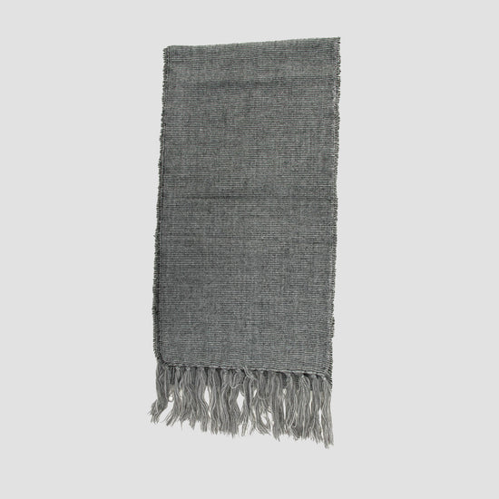 Load image into Gallery viewer, Gandalf the Grey (The Hobbit) Knit Scarf

