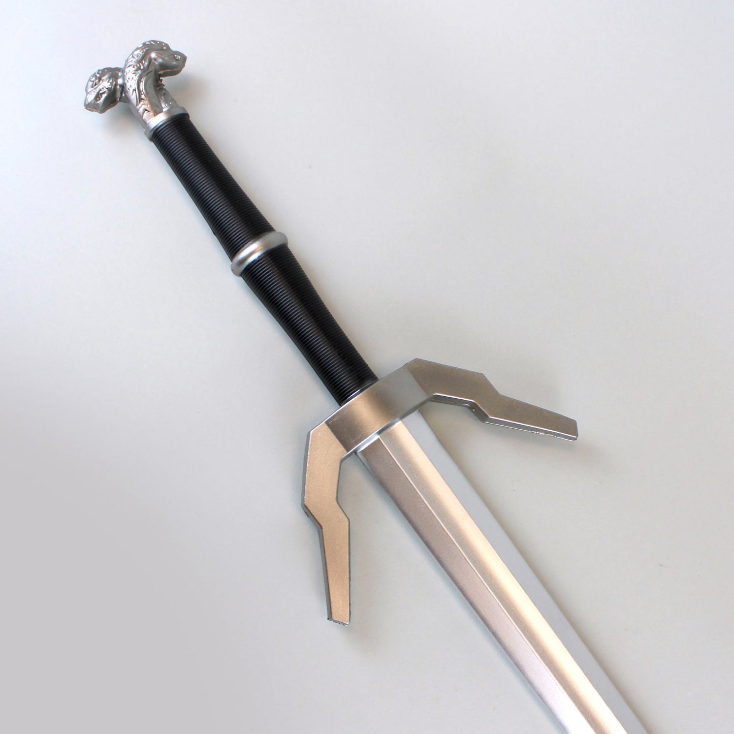 Wild Hunt Sword Metal Keychain Keyring Geralt of Rivia Silver