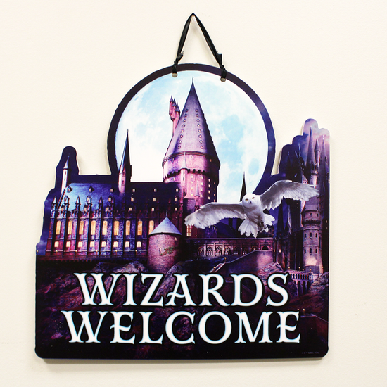 Harry Potter "Wizards Welcome" Hanging Wall Sign