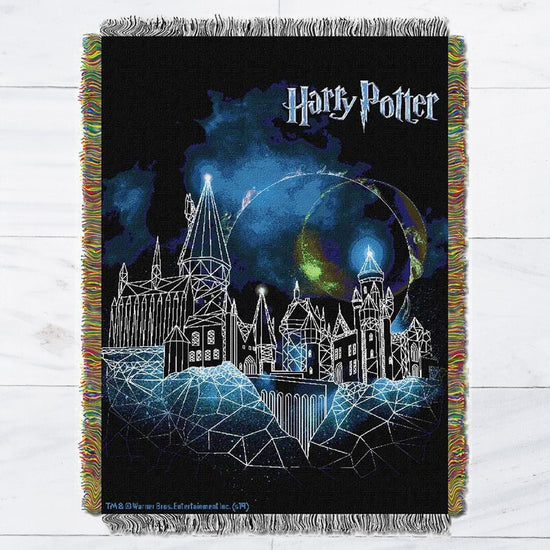 Hogwarts (Harry Potter) Woven Tapestry Throw Blanket