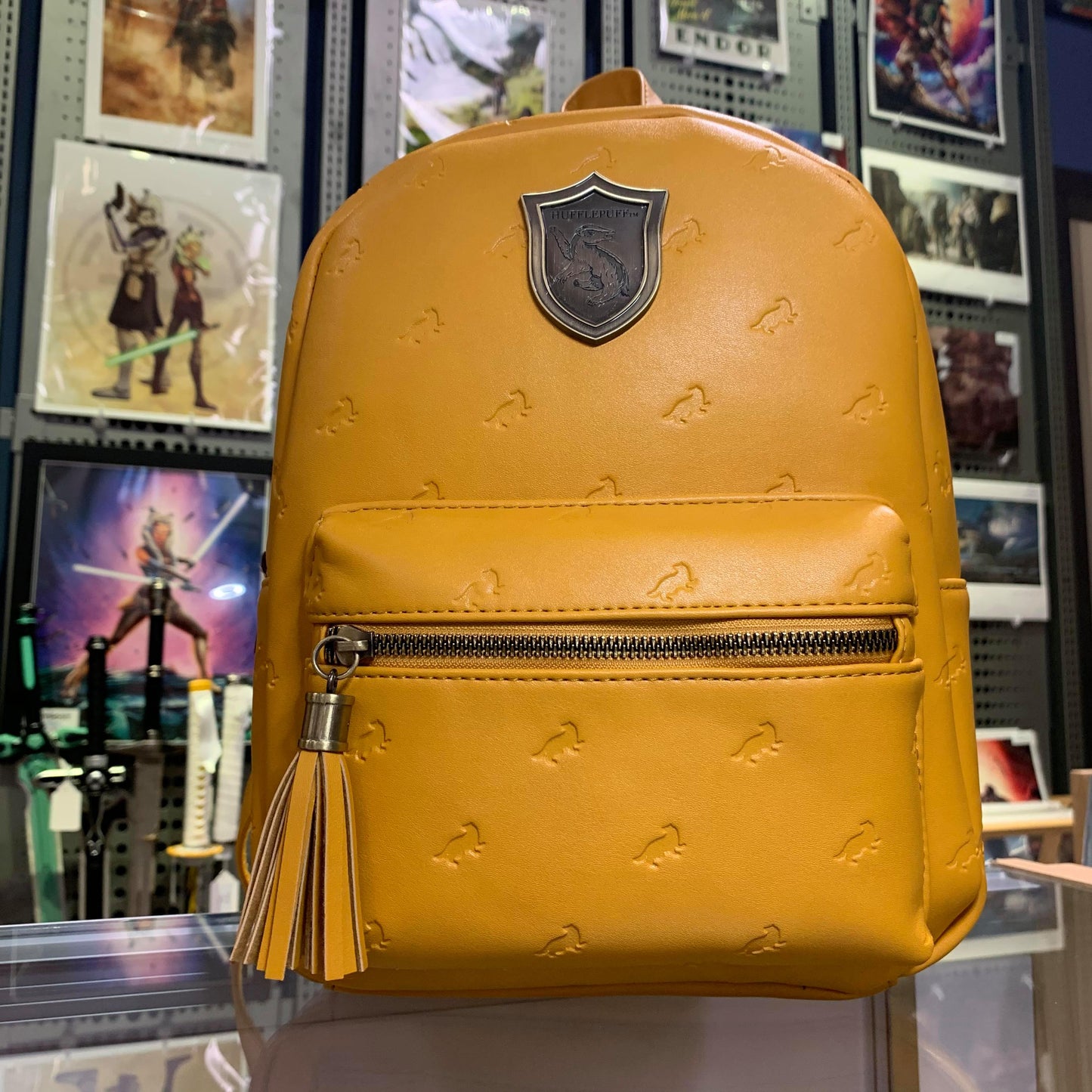 Load image into Gallery viewer, Hufflepuff Hogwarts House (Harry Potter) Mini Backpack

