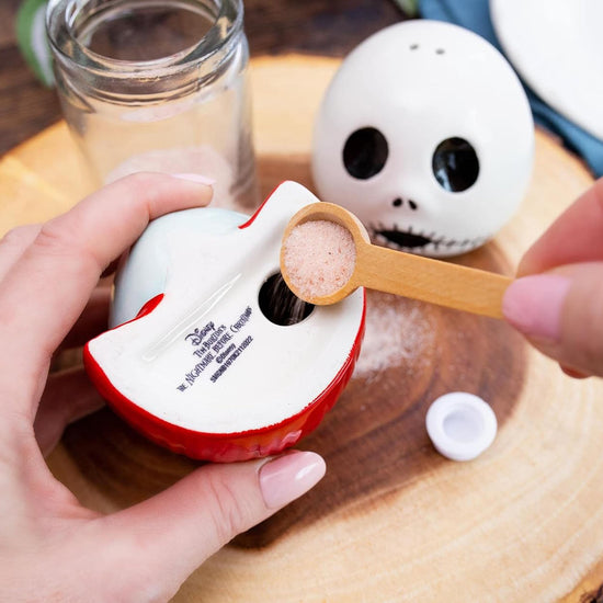 Jack & Sally Heads (Nightmare Before Christmas) Disney Ceramic Salt & Pepper Shaker Set