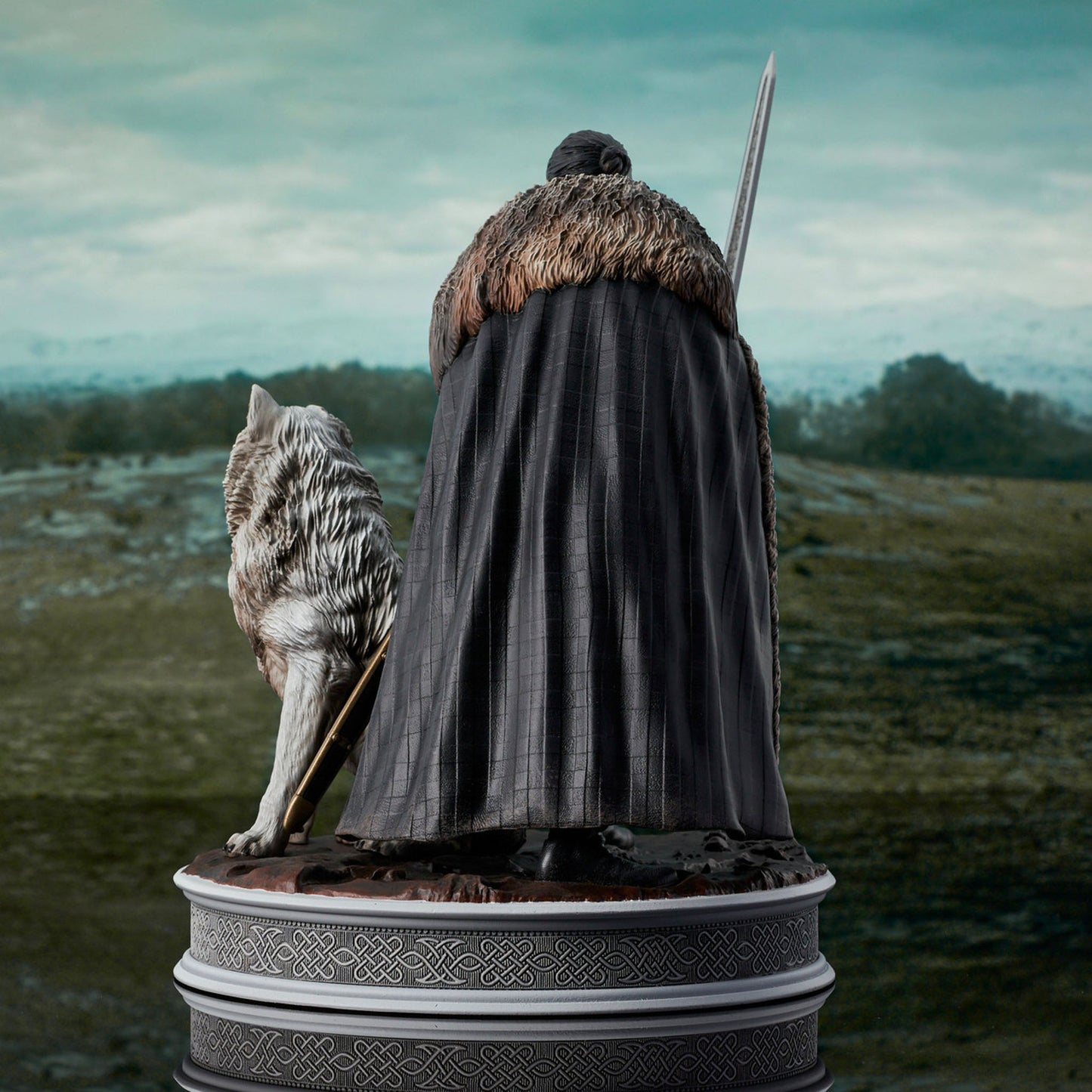 Jon Snow (Game of Thrones) Gallery Statue