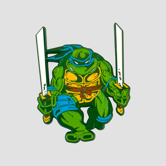 Leonardo Teenage Mutant Ninja Turtles Comic Era Enamel Pin