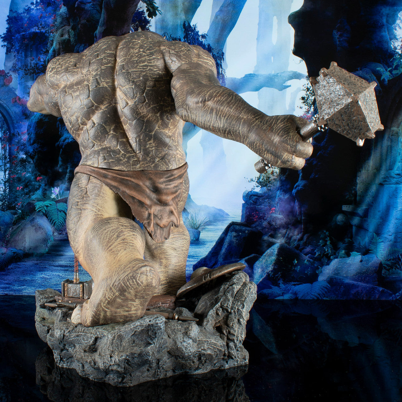 lord-of-the-rings-cave-troll-deluxe-gallery-statue