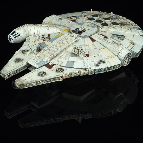 Load image into Gallery viewer, Millenium Falcon (Star Wars: The Last Jedi ) 1:144 Scale Model Kit
