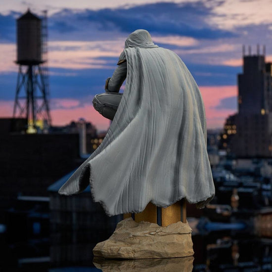 Load image into Gallery viewer, Moon Knight (Marvel) Gallery Statue
