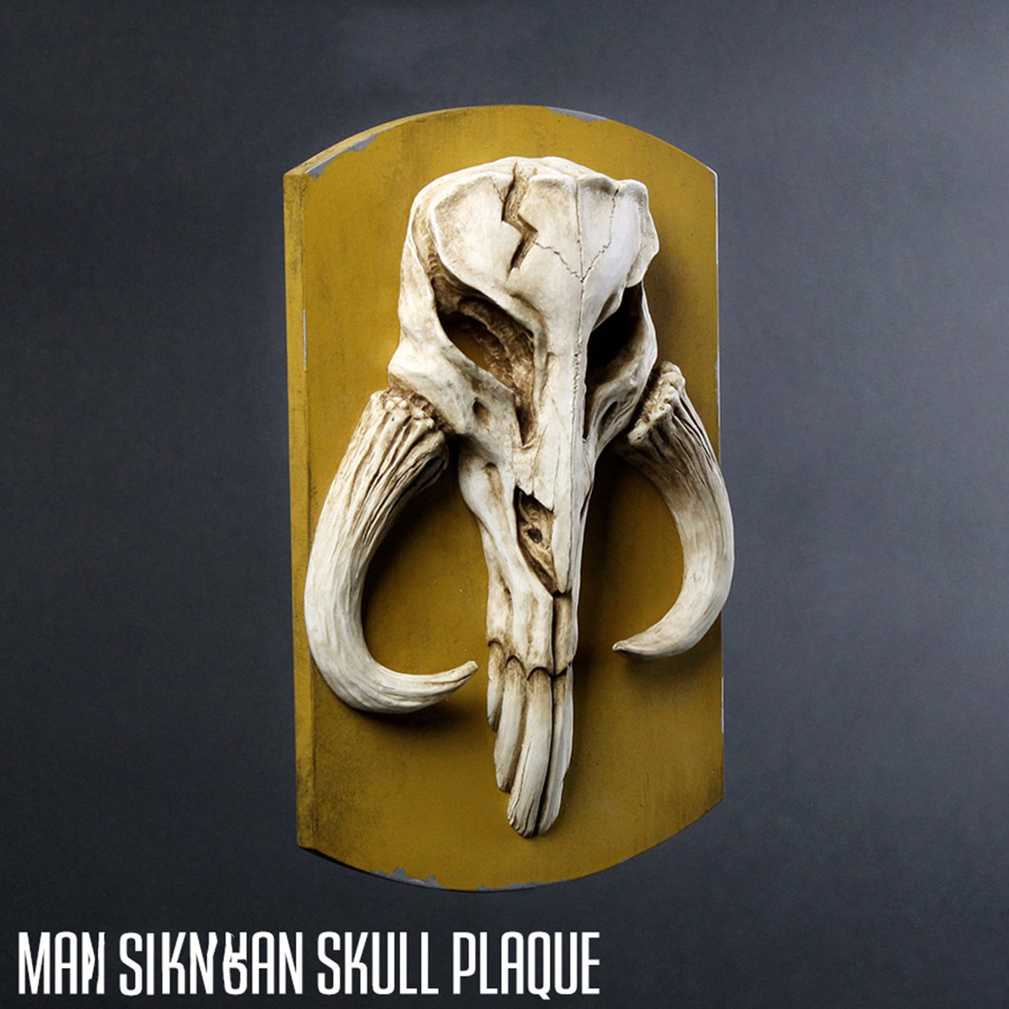 Mythosaur Skull (Star Wars: The Mandalorian ) 11" Wall Plaque
