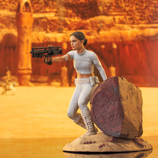 Padme Amidala (Star Wars: Attack of the Clones) 1:7 Scale Premier Collection Statue
