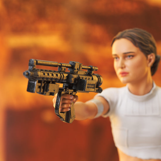 Padme Amidala (Star Wars: Attack of the Clones) 1:7 Scale Premier Collection Statue