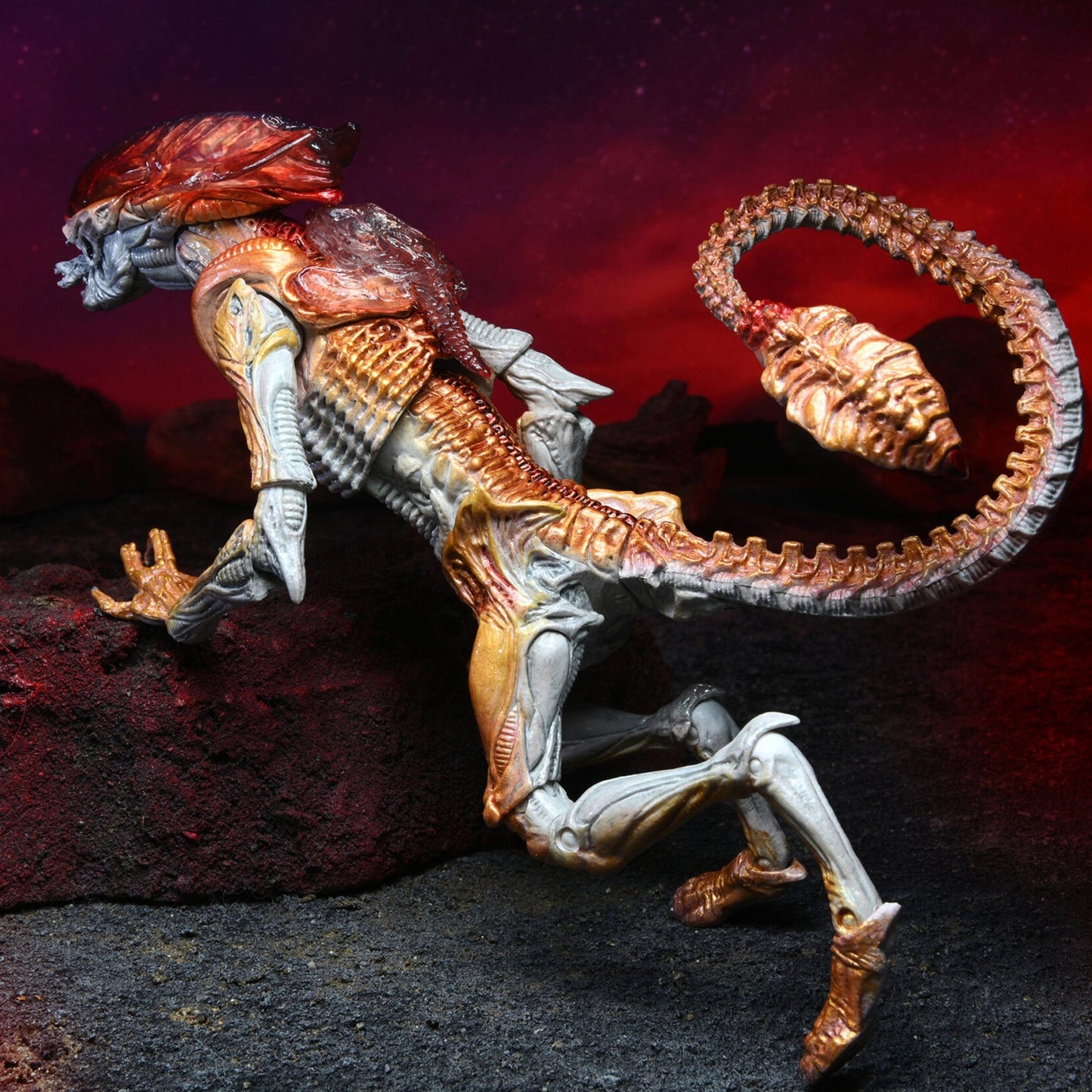 Load image into Gallery viewer, Panther Predator (Predator) NECA 7&amp;quot; Scale Kenner Tribute Action Figure

