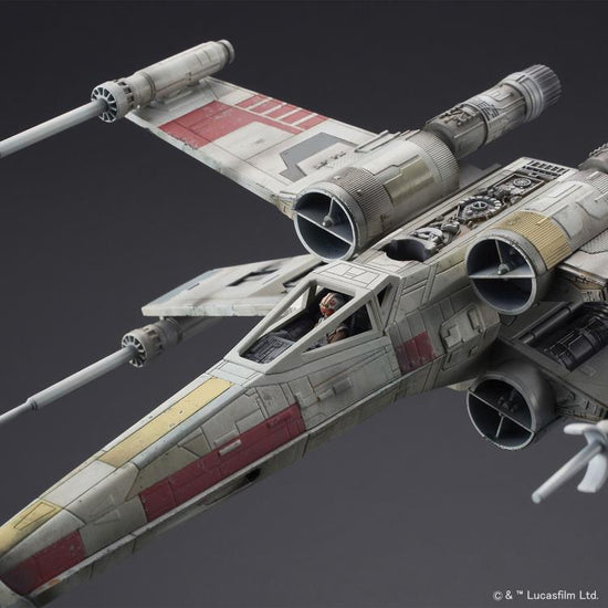 Red Five X-Wing (Star Wars: The Rise of Skywalker) 1:72 Scale Model Kit