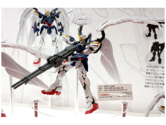 RG 1/144 Gundam Wing Zero EW Gunpla Kit