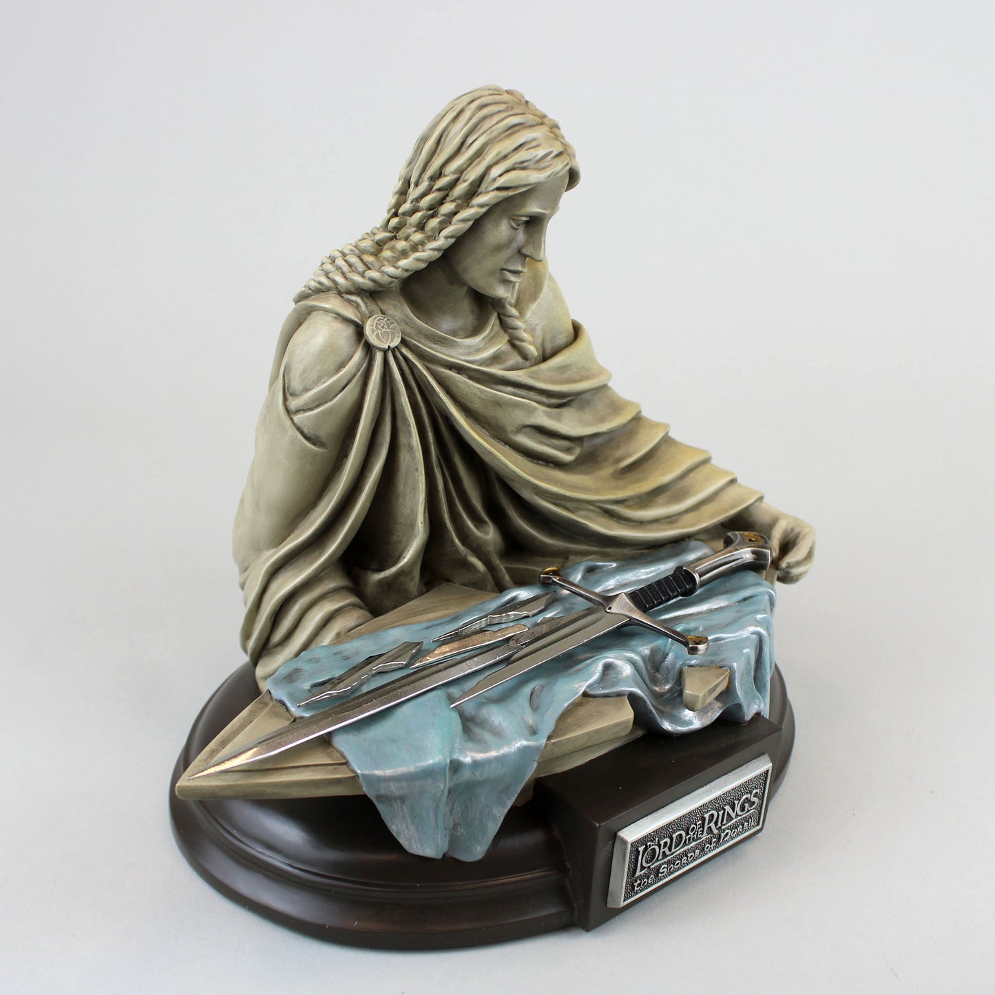 Shards of Narsil in Rivendell Statue (Lord of the Rings) 1:5 Scale Miniature Replica
