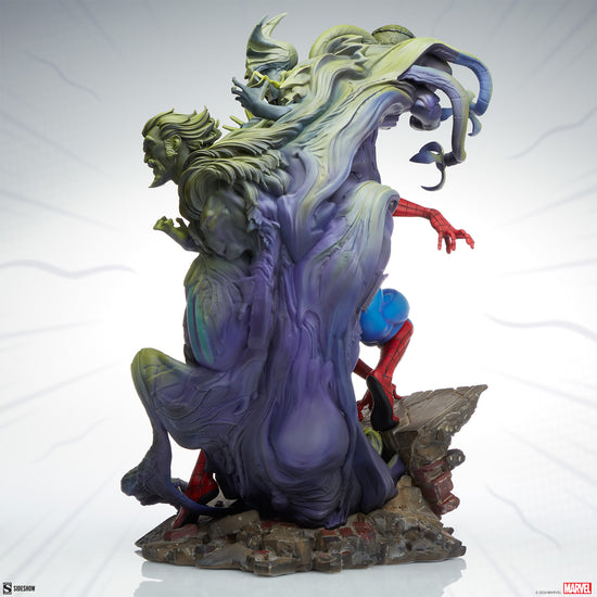 Marvel Spider-Man Premium Format™ Statue by Sideshow Collectibles