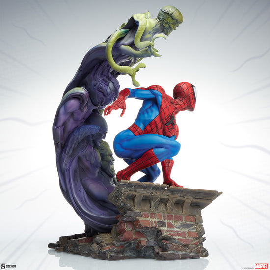 Marvel Spider-Man Premium Format™ Statue by Sideshow Collectibles