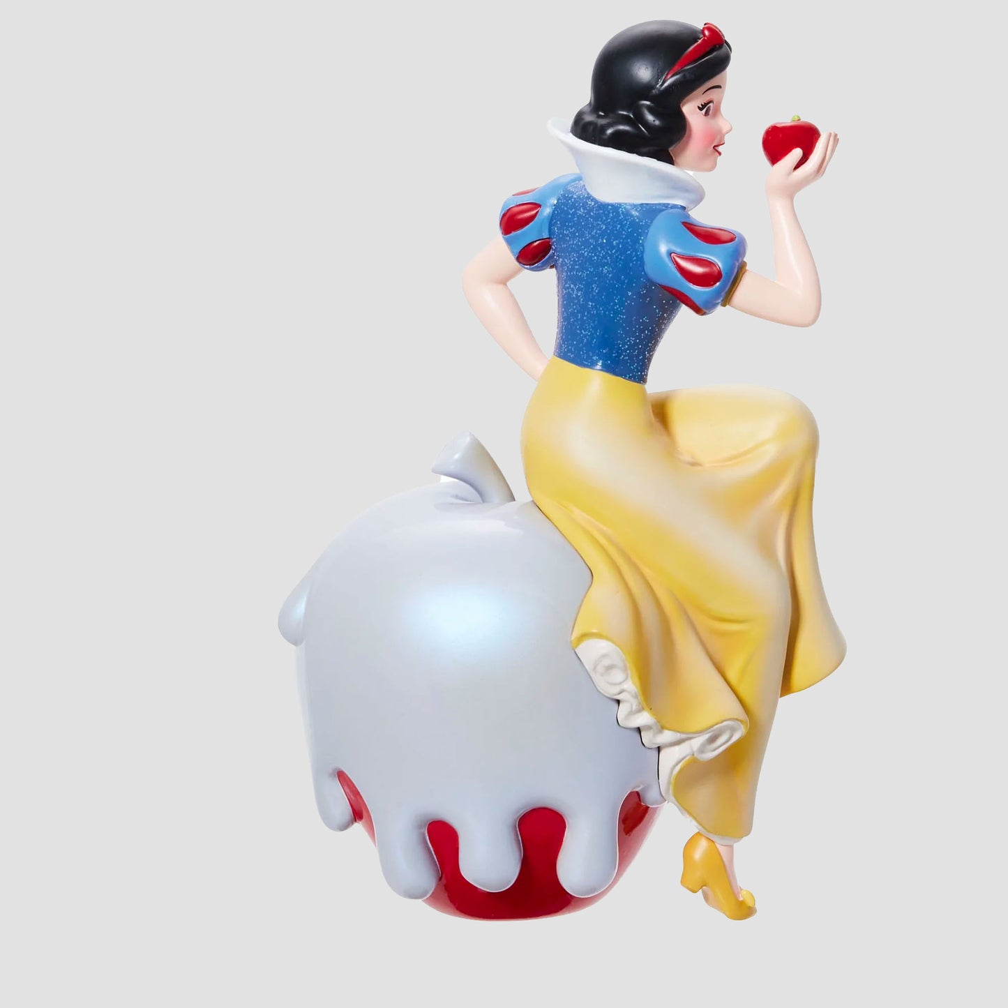 Snow White on Poison Apple (Disney 100) Showcase Collection Statue