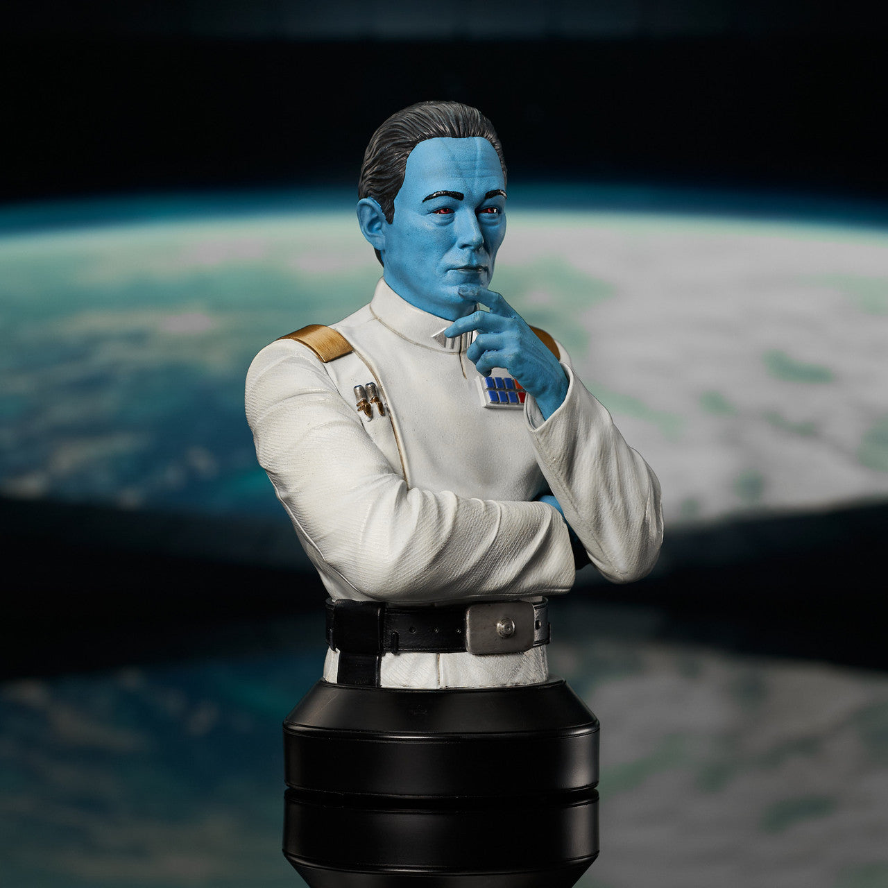 Star Wars: Ahsoka Grand Admiral Thrawn 1/6 Scale Mini Bust