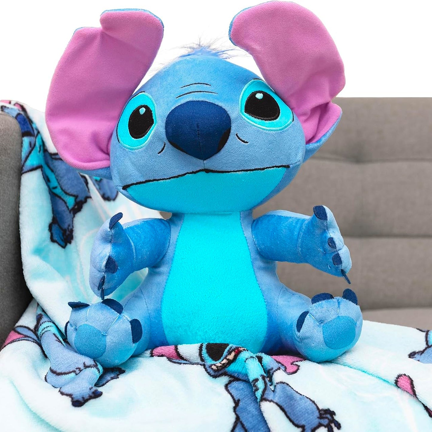 Stitch Plush and Throw Blanket – Collector's Outpost