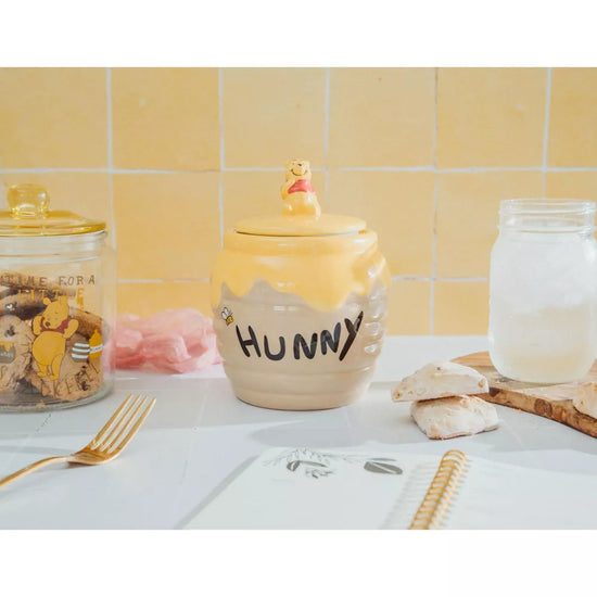 Whinne the Pooh Hunny Pot Ceramic Snack Jar