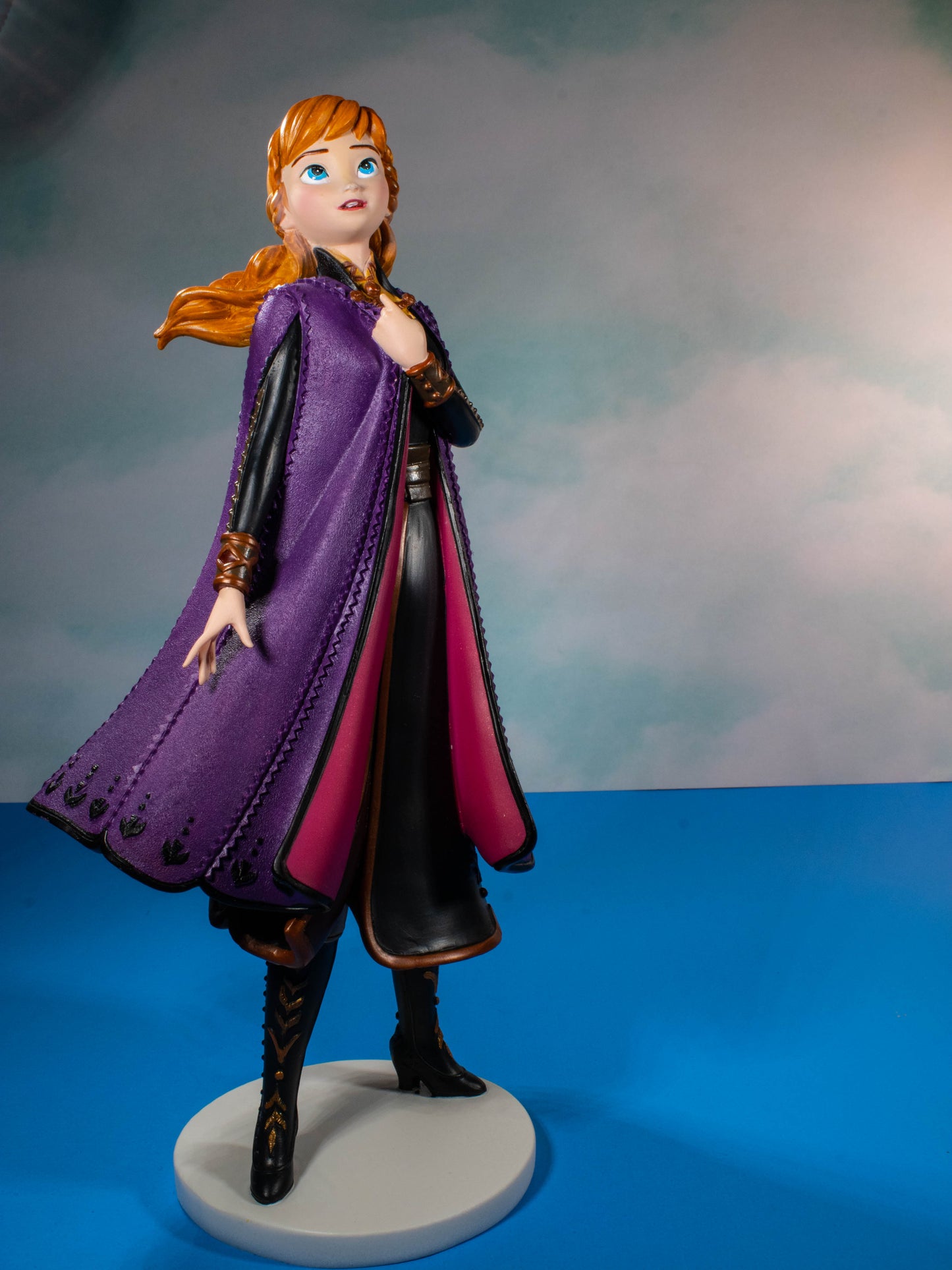 Load image into Gallery viewer, Anna Frozen II Disney Couture de Force Resin Statue
