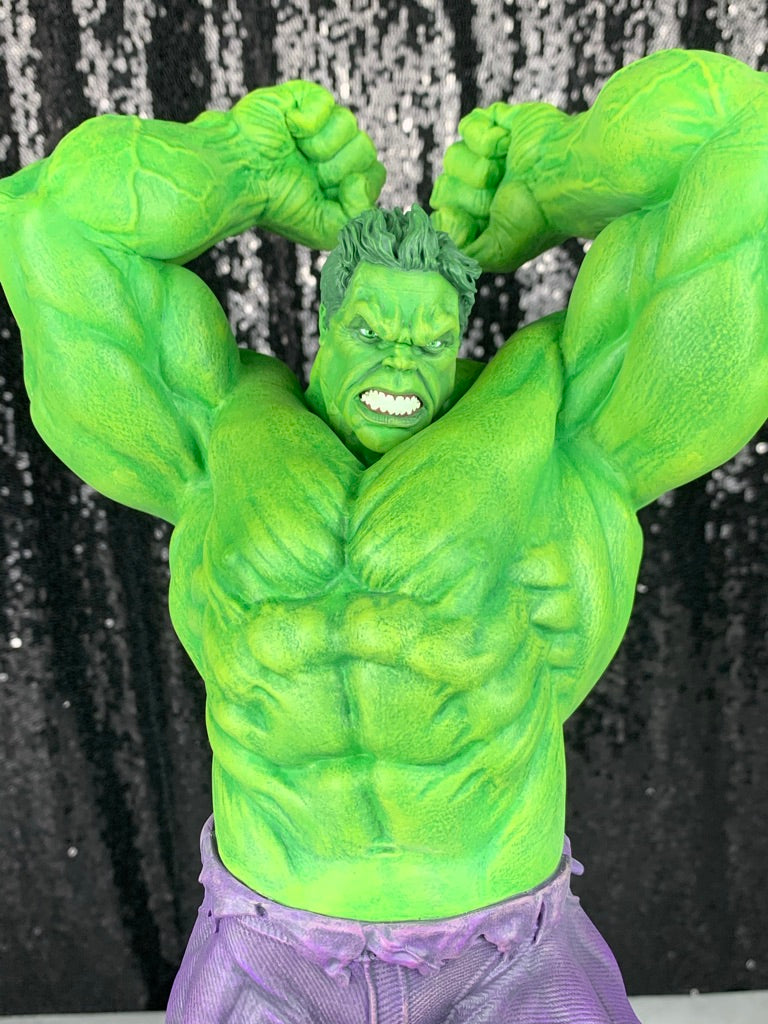 Load image into Gallery viewer, Hulk (Comic Ver.) Marvel Premier Collection Resin Statue
