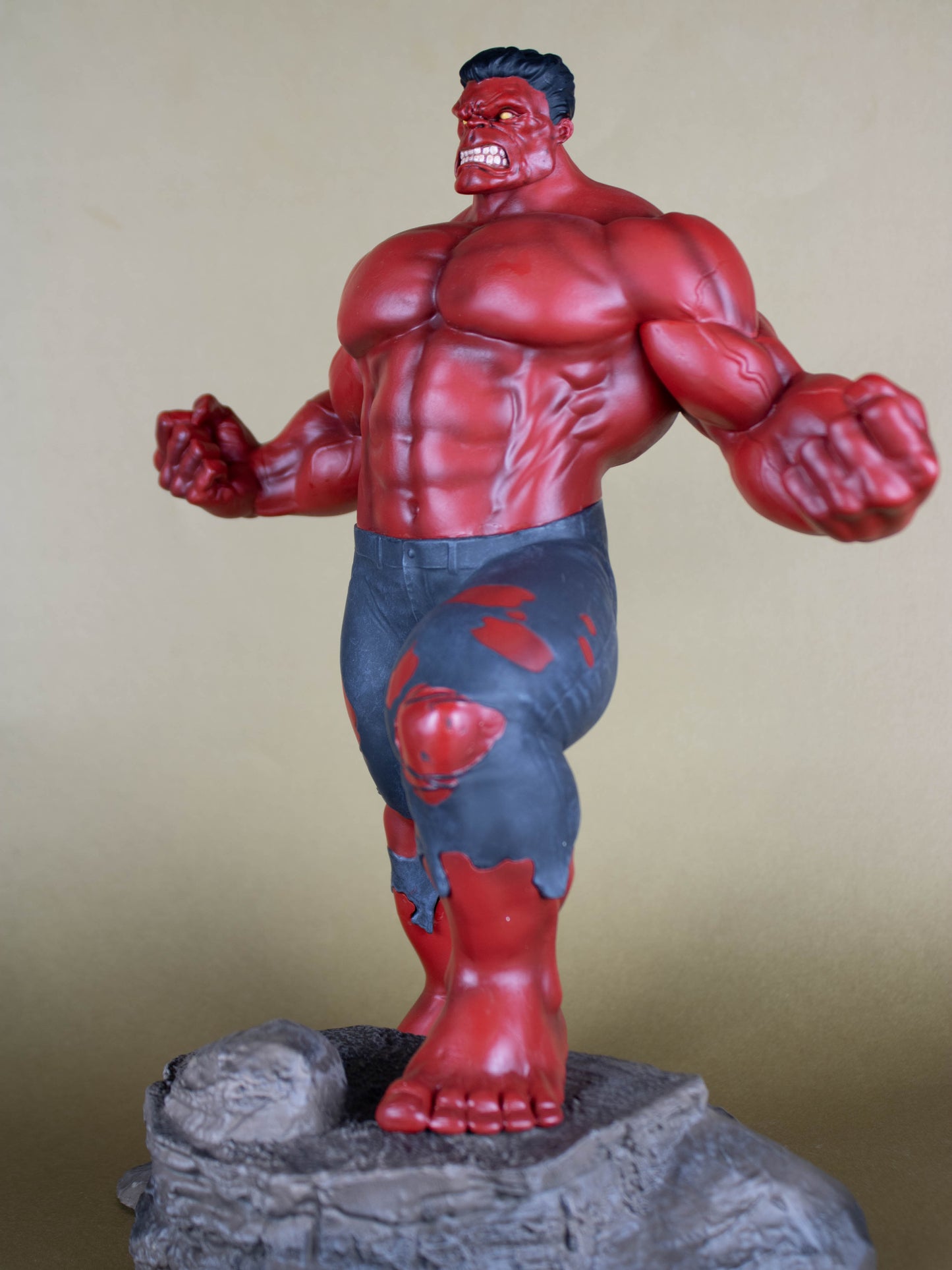 Load image into Gallery viewer, Red Hulk (Comic Ver.) Marvel Gallery Statue
