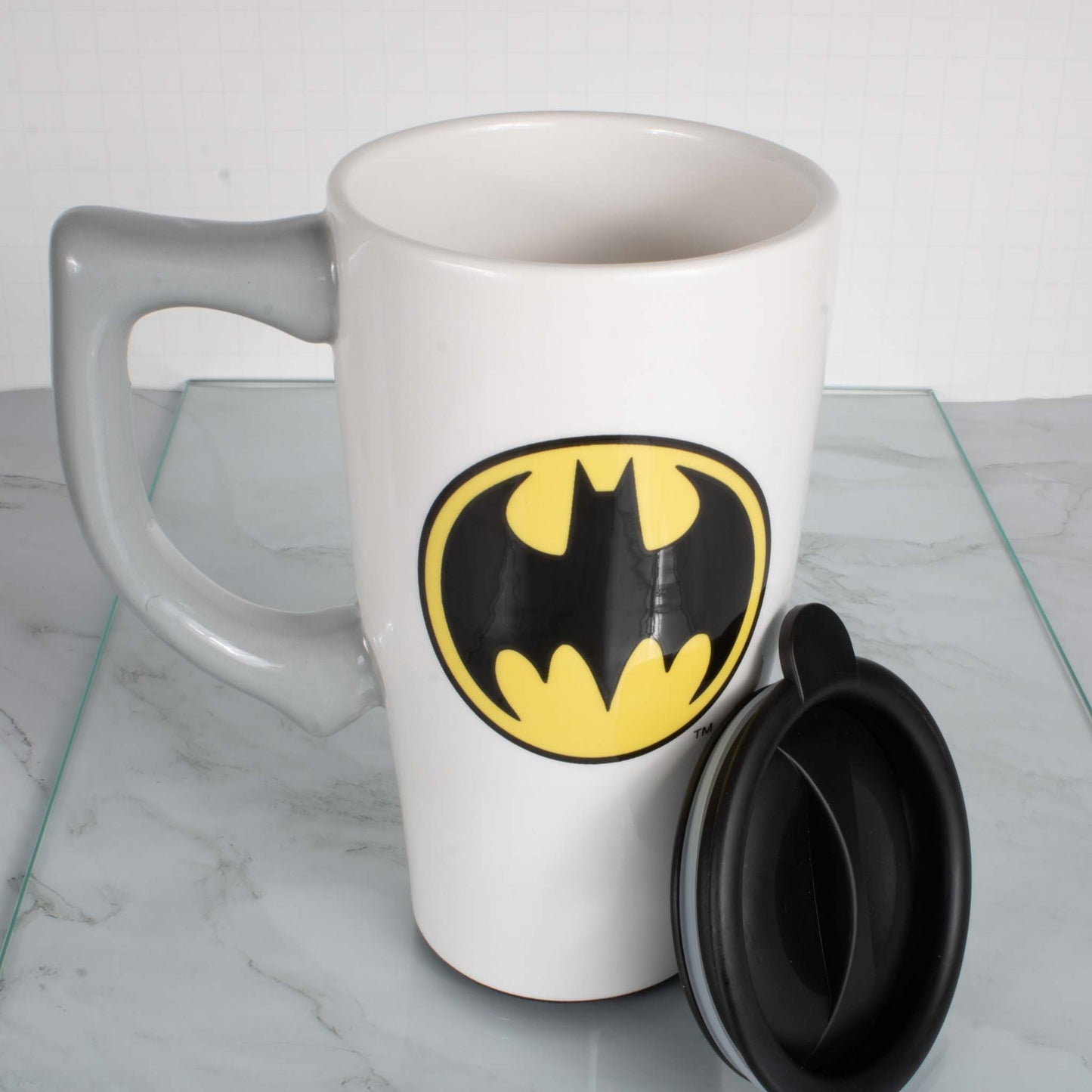Load image into Gallery viewer, Batman Classic Ceramic Travel Mug
