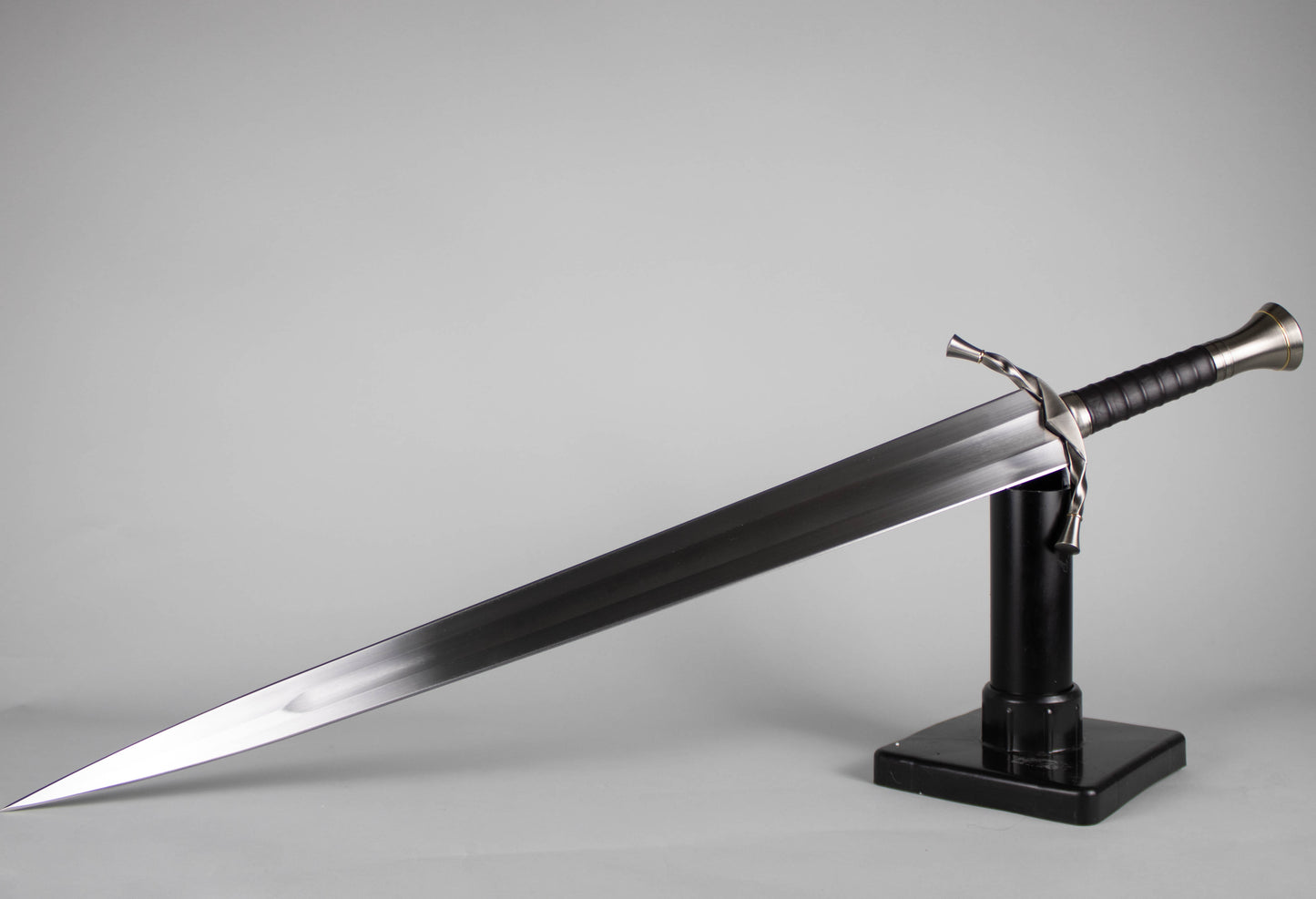 Load image into Gallery viewer, Boromir of Gondor Sword (The Lord of the Rings) Steel Replica
