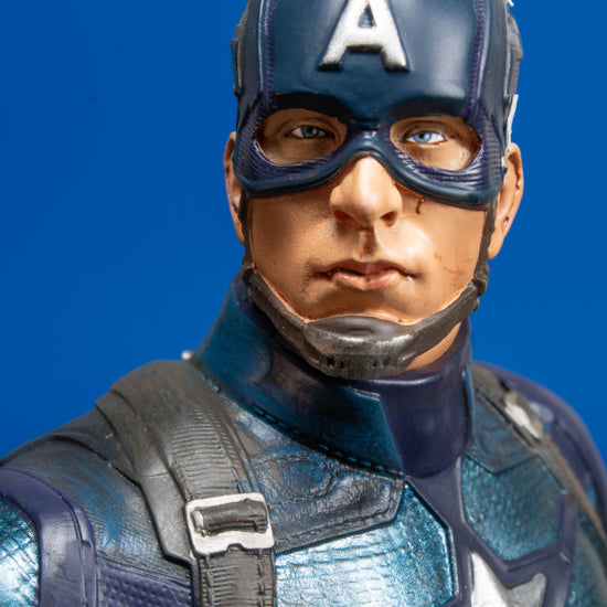 Load image into Gallery viewer, Captain America Avengers Endgame Marvel Premier Statue
