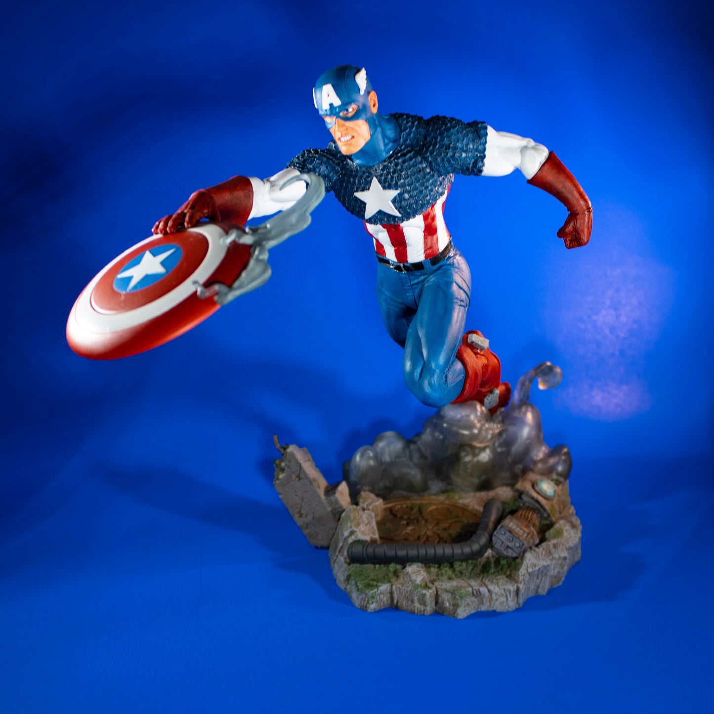 Load image into Gallery viewer, Captain America (VS. Series) Marvel Comic Gallery Statue

