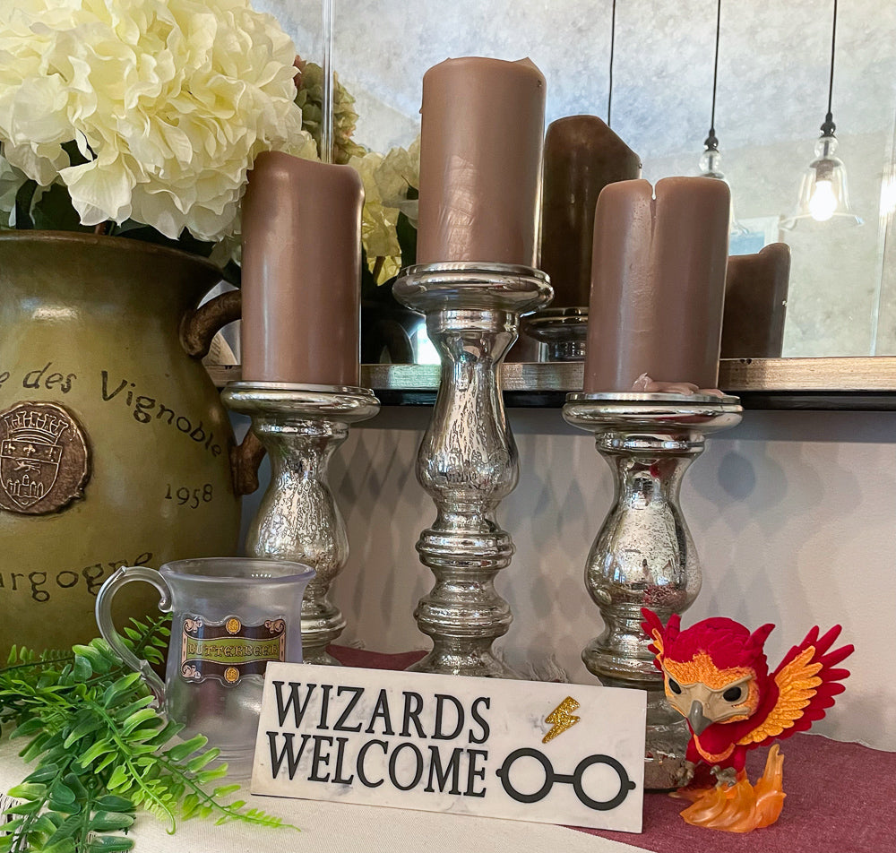 Wizards Welcome Hogwarts Harry Potter Desk Sign