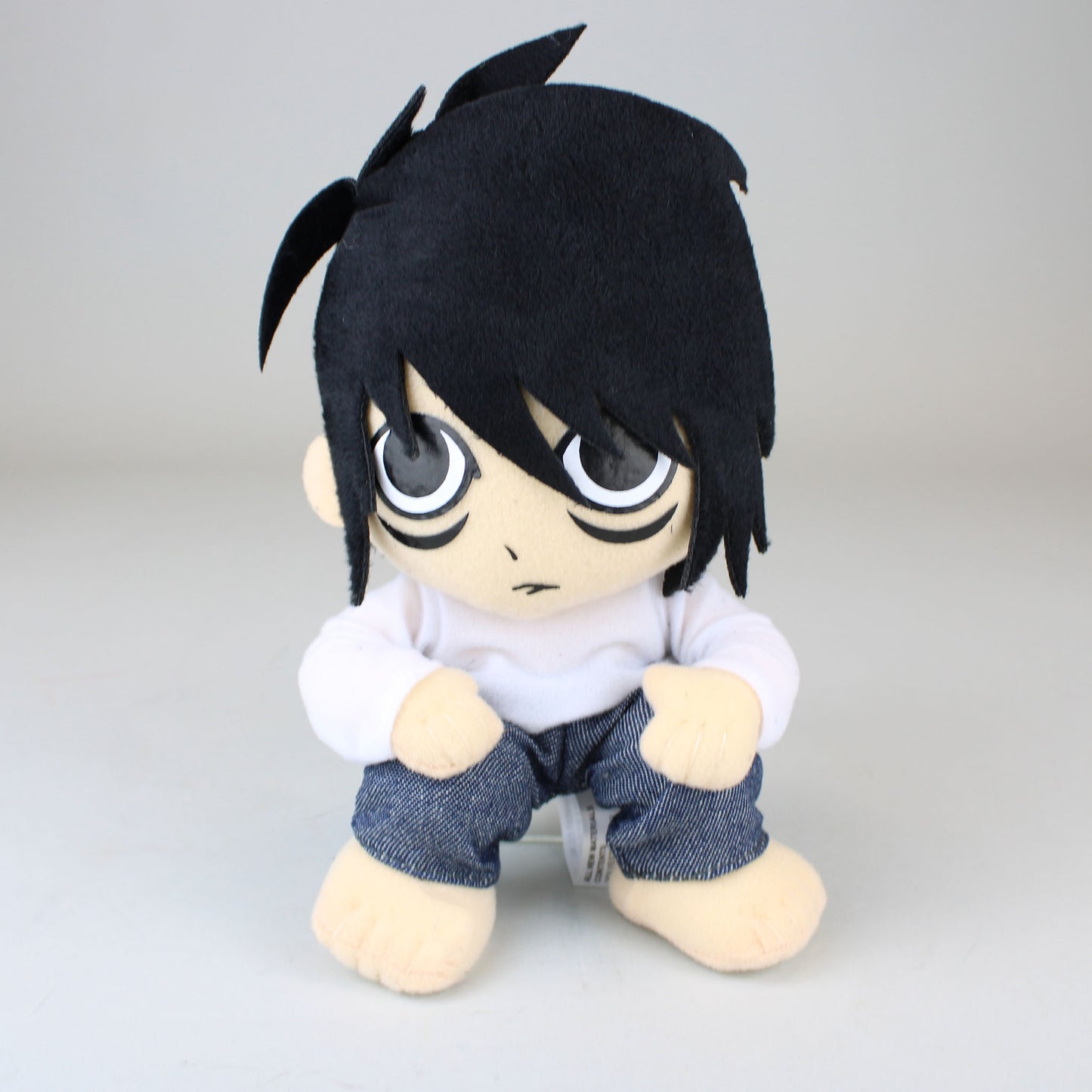 Load image into Gallery viewer, L (Death Note) 7&amp;quot; Sitting Plush
