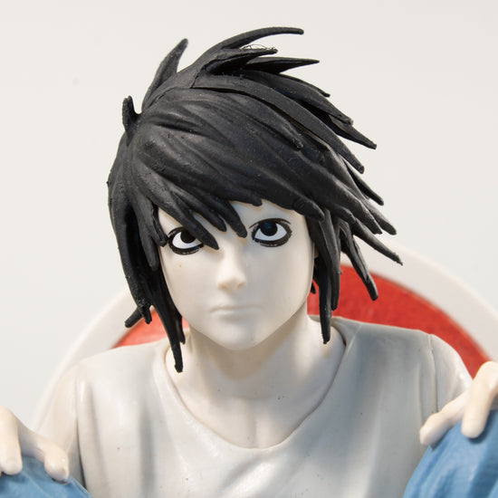 Load image into Gallery viewer, L (Death Note) Statue
