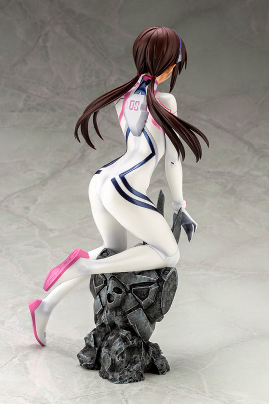 Load image into Gallery viewer, Mari Makinami Illustrious White Plugsuit Ver. (Evangelion) Statue
