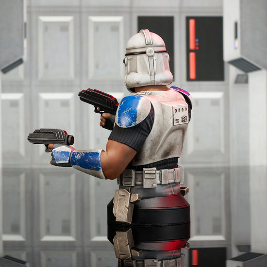 Load image into Gallery viewer, Captain Rex (Star Wars: Rebels) 1/6th Scale Bust by Gentle Giant
