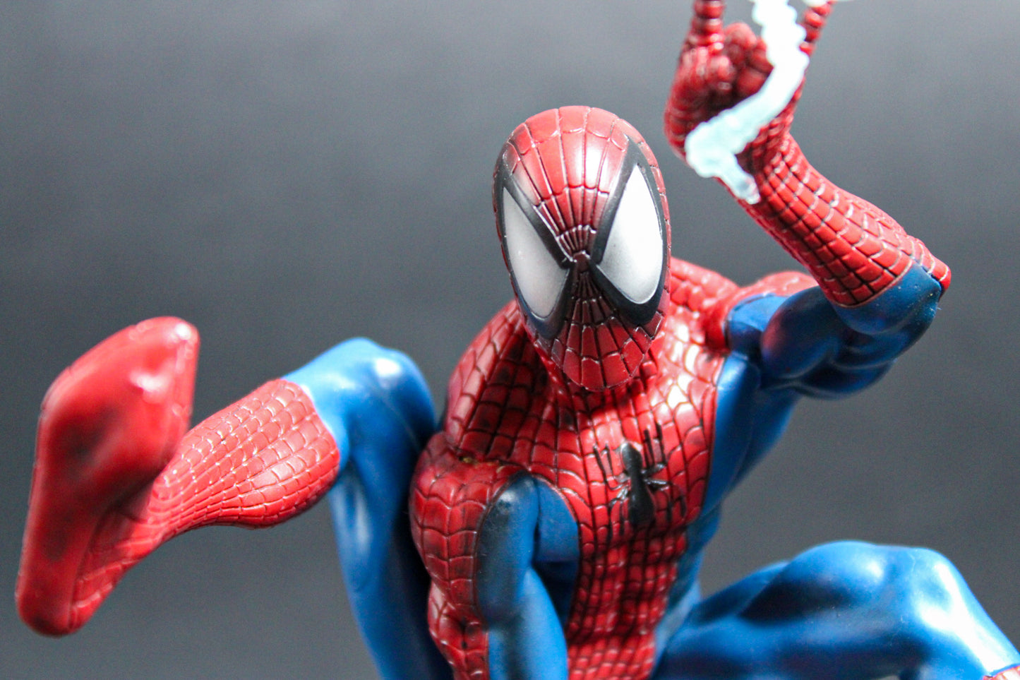 Spider-Man (90's Version) Marvel Gallery Statue