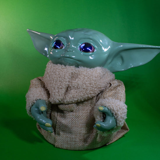 Load image into Gallery viewer, Star Wars The Child Grogu 7&amp;quot; Tree Topper
