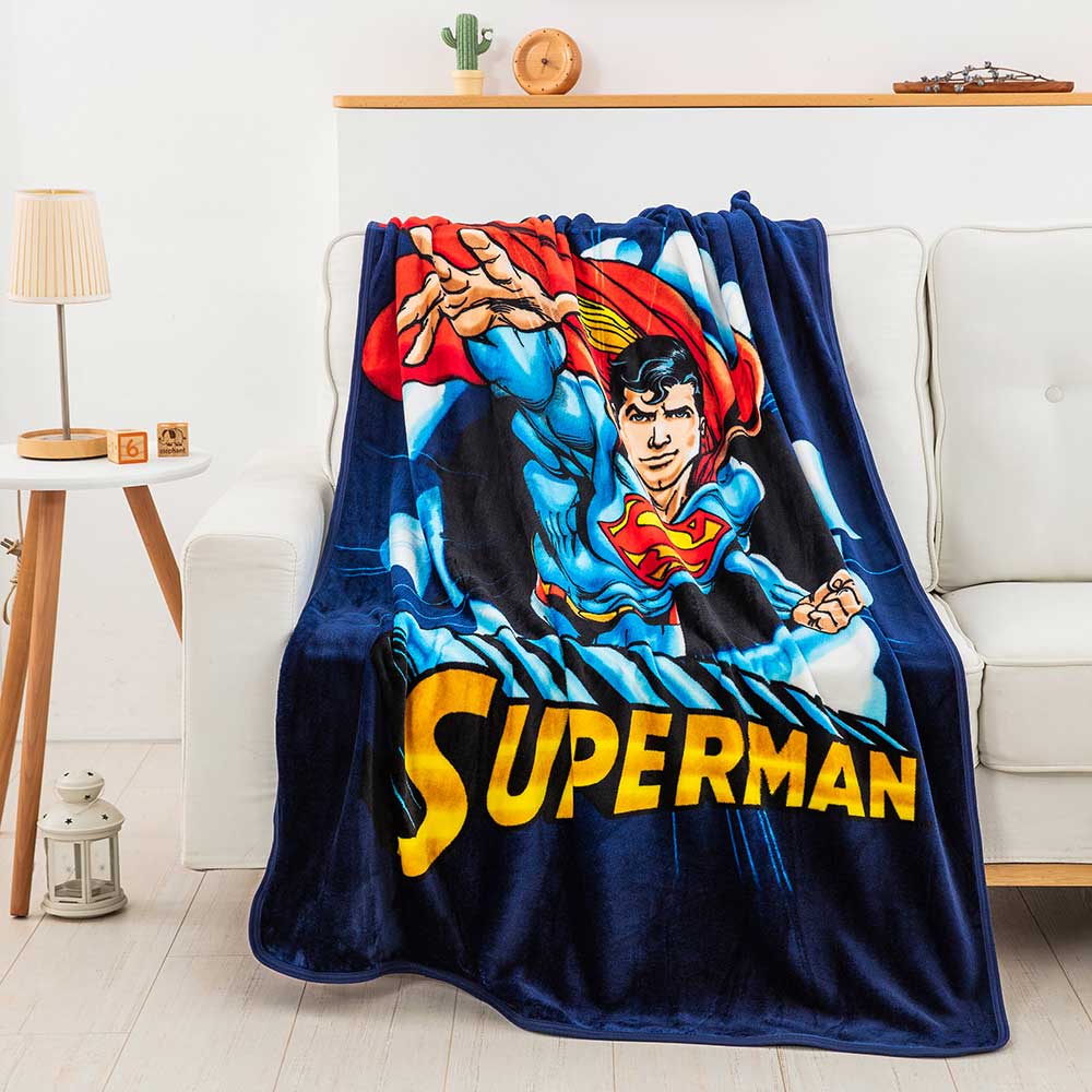 Superman Hero Burst Silk Touch DC Comics Throw Blanket