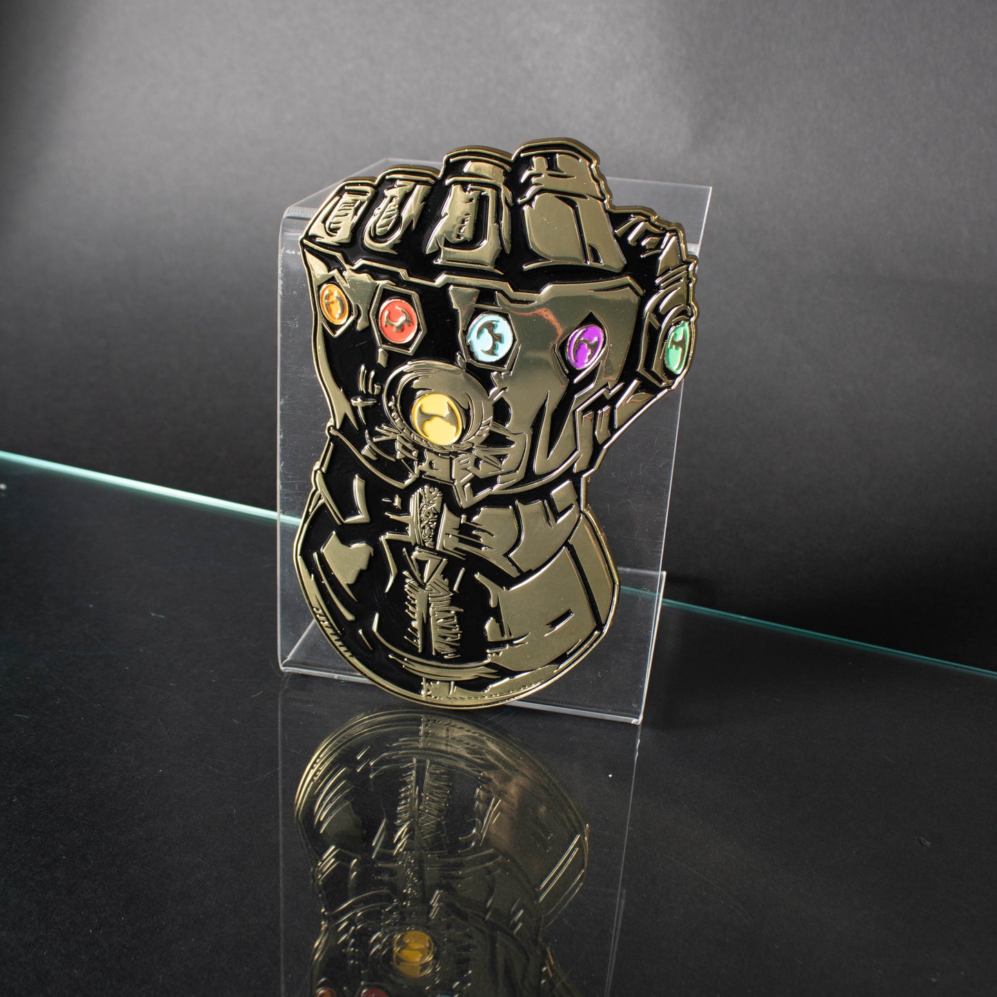 Thanos Infinity Gauntlet Magnetic Pin 6"